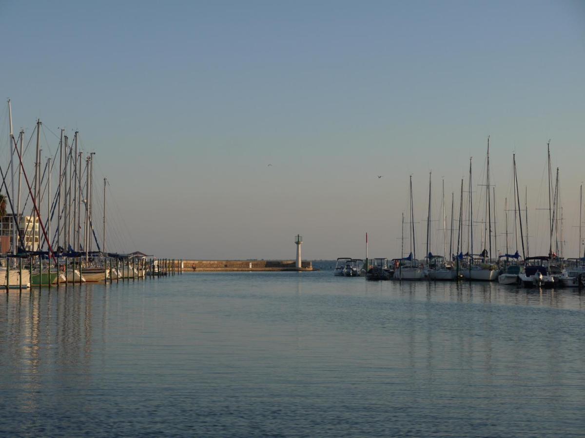 Studio - Les Pieds Dans L'Eau Agreable En Toutes Saisons 4 Couchages - Climatisation - Parking Prive - Piscine Sur Mer - Vue Magnifique Et Rare - Situation Optimum - Les Argonautes - Ile Des Pecheurs - Cap D'Agde Exterior foto