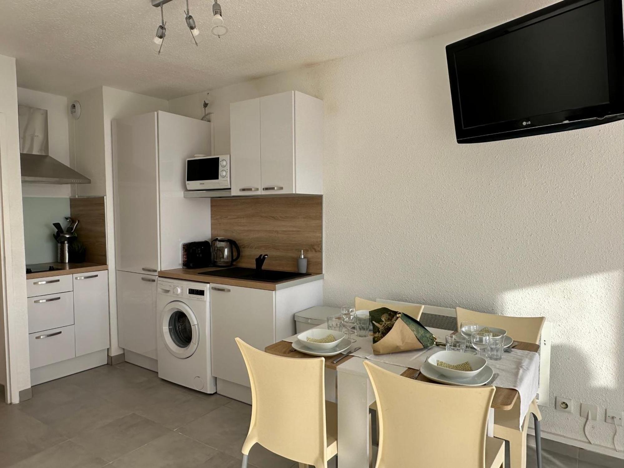 Studio - Les Pieds Dans L'Eau Agreable En Toutes Saisons 4 Couchages - Climatisation - Parking Prive - Piscine Sur Mer - Vue Magnifique Et Rare - Situation Optimum - Les Argonautes - Ile Des Pecheurs - Cap D'Agde Exterior foto