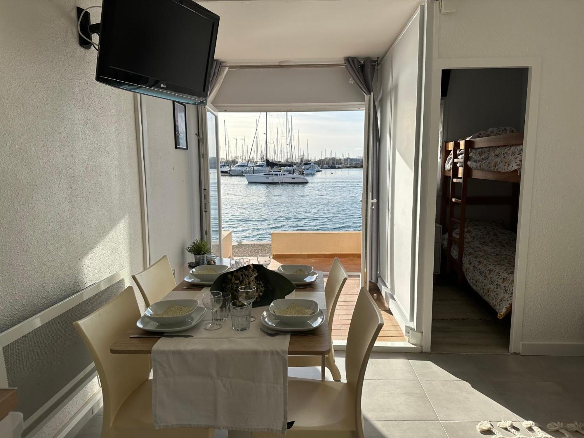 Studio - Les Pieds Dans L'Eau Agreable En Toutes Saisons 4 Couchages - Climatisation - Parking Prive - Piscine Sur Mer - Vue Magnifique Et Rare - Situation Optimum - Les Argonautes - Ile Des Pecheurs - Cap D'Agde Exterior foto