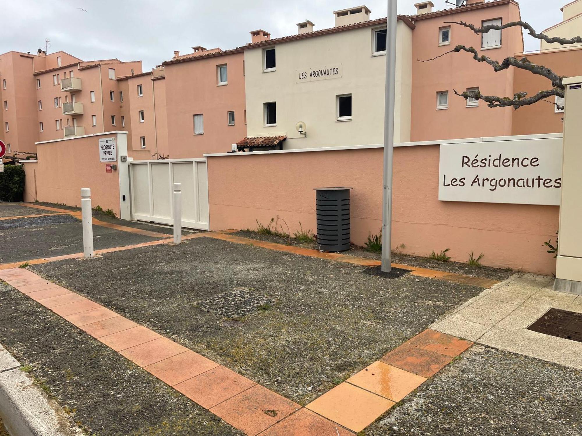 Studio - Les Pieds Dans L'Eau Agreable En Toutes Saisons 4 Couchages - Climatisation - Parking Prive - Piscine Sur Mer - Vue Magnifique Et Rare - Situation Optimum - Les Argonautes - Ile Des Pecheurs - Cap D'Agde Exterior foto