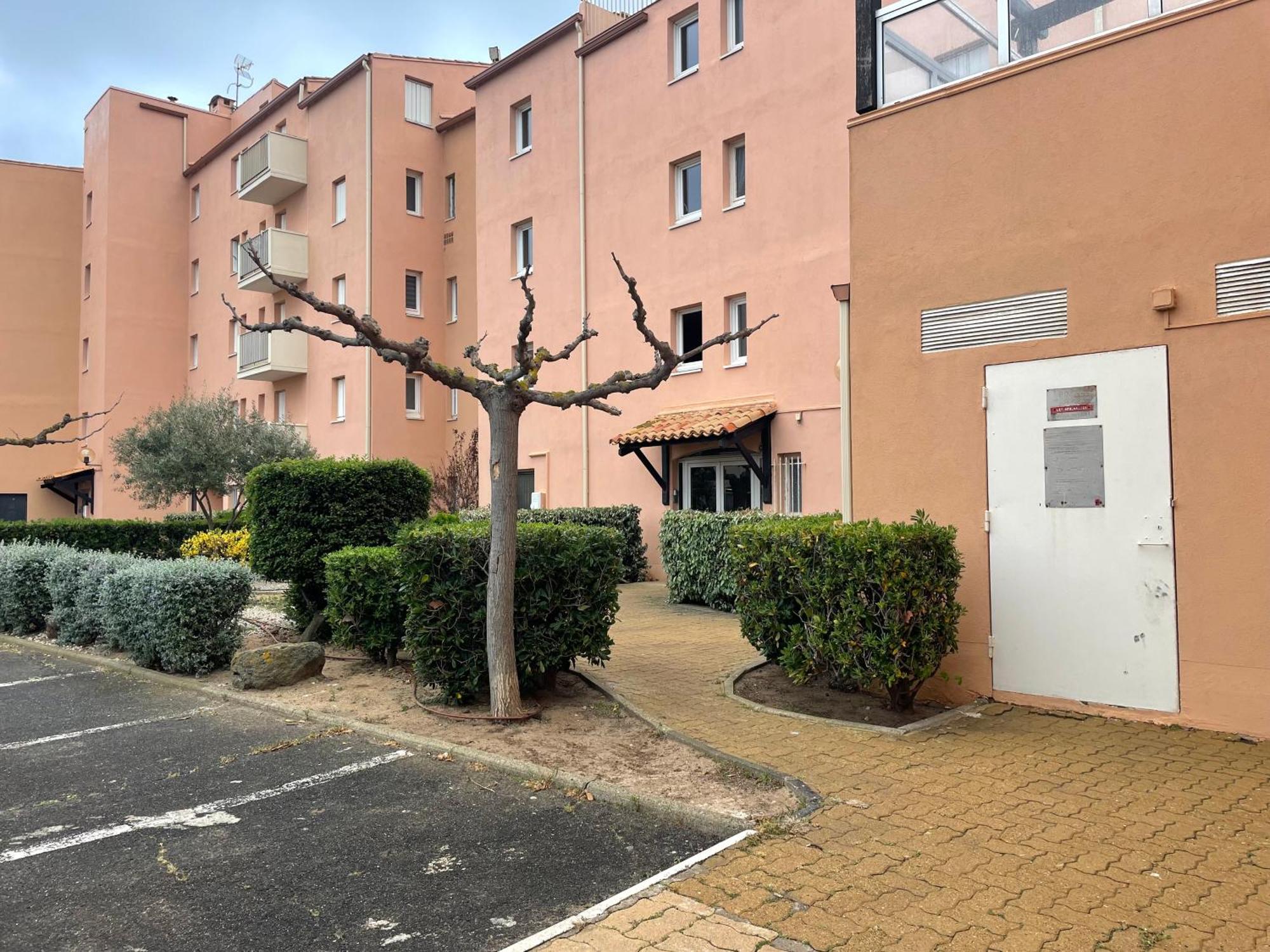 Studio - Les Pieds Dans L'Eau Agreable En Toutes Saisons 4 Couchages - Climatisation - Parking Prive - Piscine Sur Mer - Vue Magnifique Et Rare - Situation Optimum - Les Argonautes - Ile Des Pecheurs - Cap D'Agde Exterior foto
